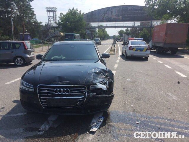 На перекрестке Столичного шоссе и Лесничей произошло ДТП