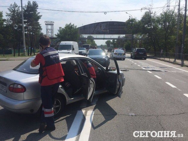 На перекрестке Столичного шоссе и Лесничей произошло ДТП