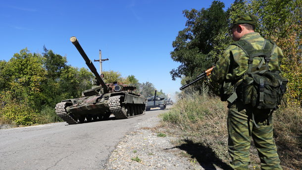 Боевики не прекращают обстрелы. Фото: AFP
