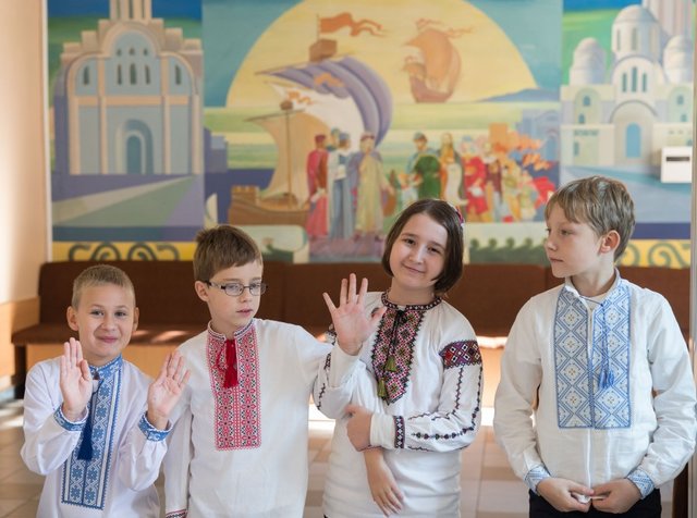 Марина Порошенко и Мари-Луиз Колейро Прека побывали в киевской школе №155. Фото: president.gov.ua
