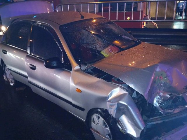 В Киеве не поделили дорогу сразу три авто