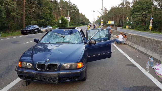 В Киеве водитель BMW сбил насмерть велосипедиста