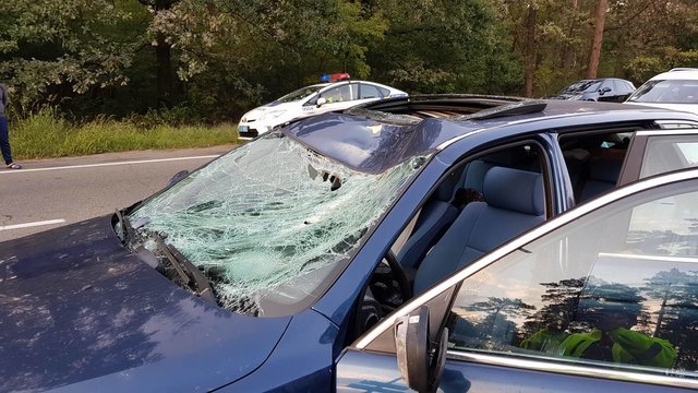 В Киеве водитель BMW сбил насмерть велосипедиста